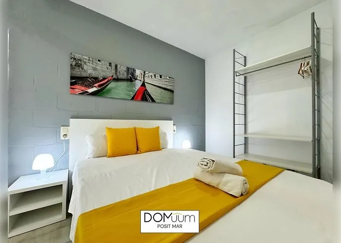 Domuum Holidays - Posit Mar